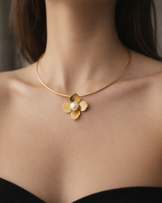 Floral Pearl Collar Necklace